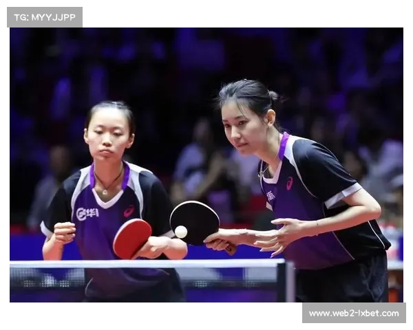 韩菲儿高烧不退坚持参赛 与搭档携手零封夺女双冠军 韩菲儿高烧不退坚持参赛 与搭档携手零封夺女双冠军